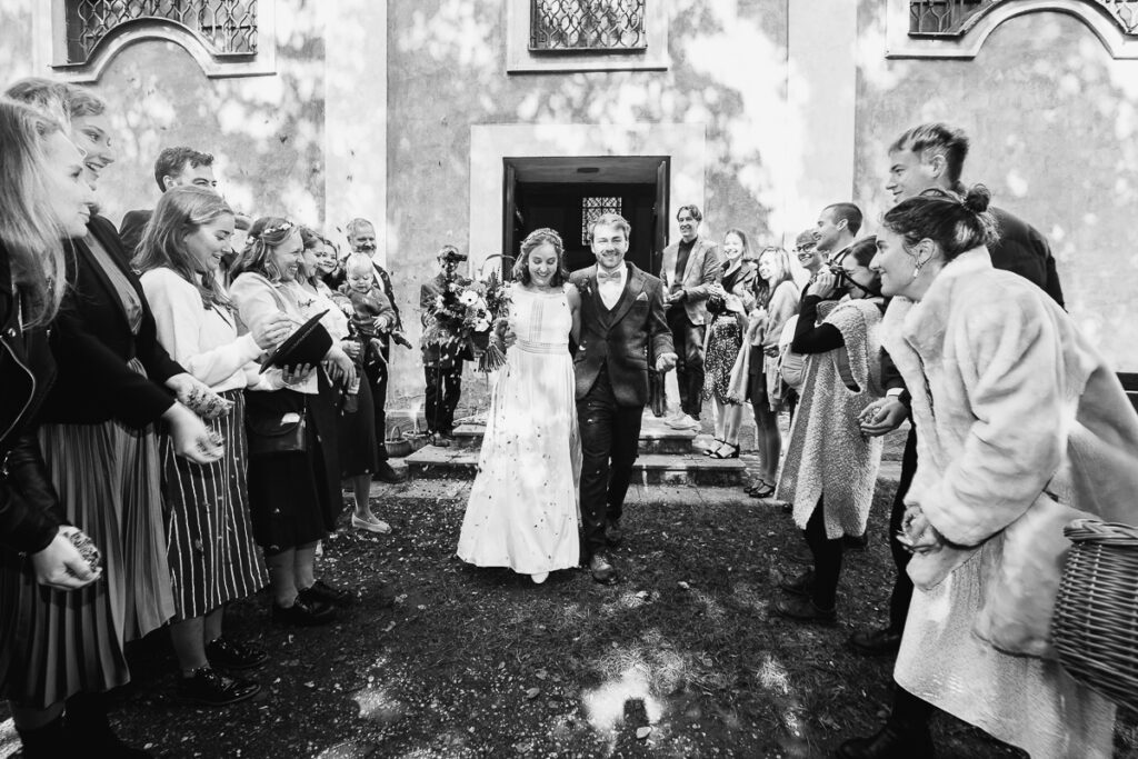 zamek svinaře, církevní svatba, svatba v kostele, svatba střední čechy, svatební fotograf top, inspirace, svatební, křenek