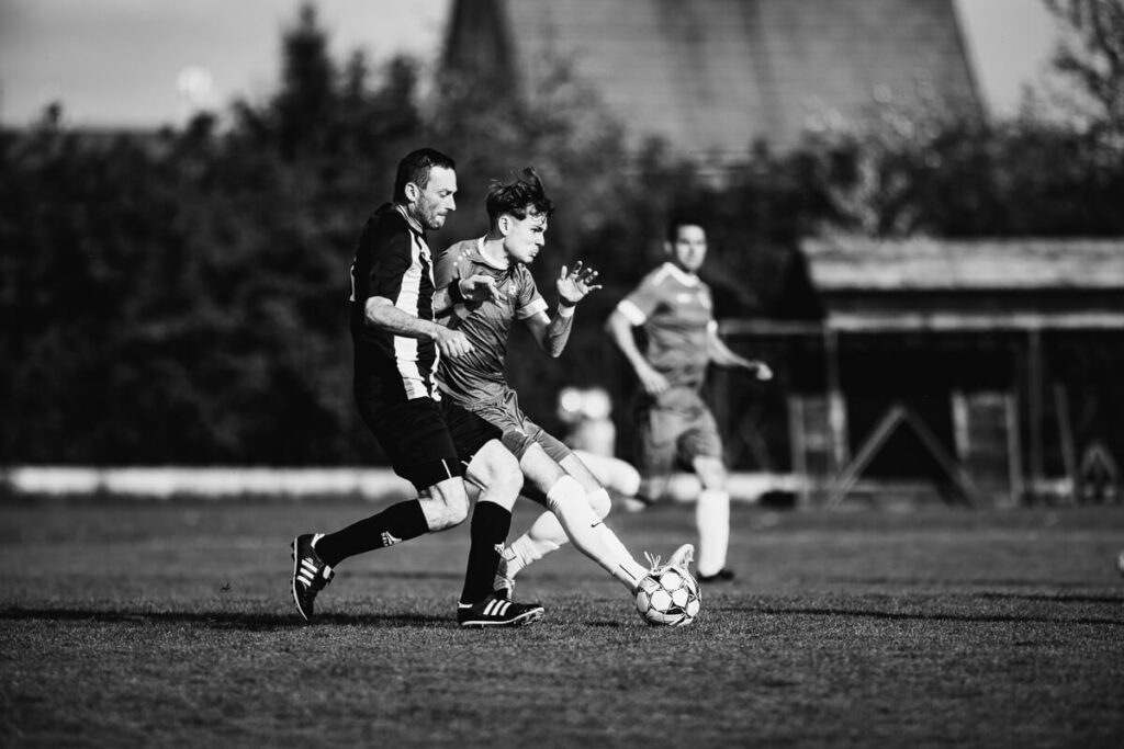 fk hyskov, cembrit beroun, fotbal, 8 liga, zápas, vesnicky fotbal, hyskov, beroun, sportovní fotografie, krenek