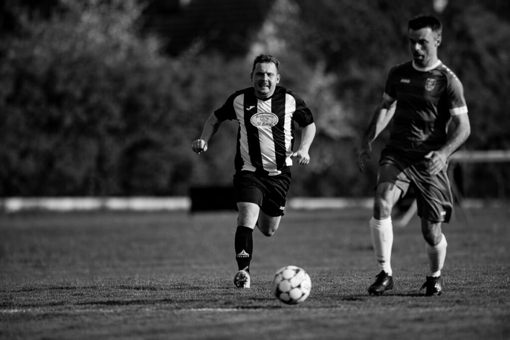 fk hyskov, cembrit beroun, fotbal, 8 liga, zápas, vesnicky fotbal, hyskov, beroun, sportovní fotografie, krenek