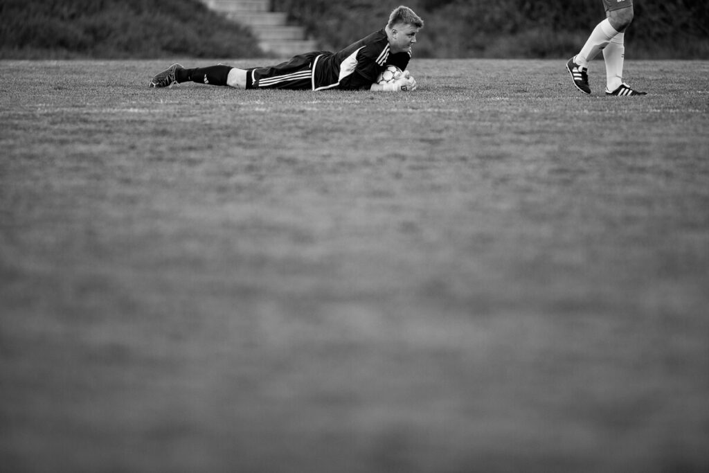 fk hyskov, cembrit beroun, fotbal, 8 liga, zápas, vesnicky fotbal, hyskov, beroun, sportovní fotografie, krenek
