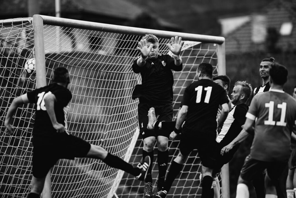 fk hyskov, cembrit beroun, fotbal, 8 liga, zápas, vesnicky fotbal, hyskov, beroun, sportovní fotografie, krenek